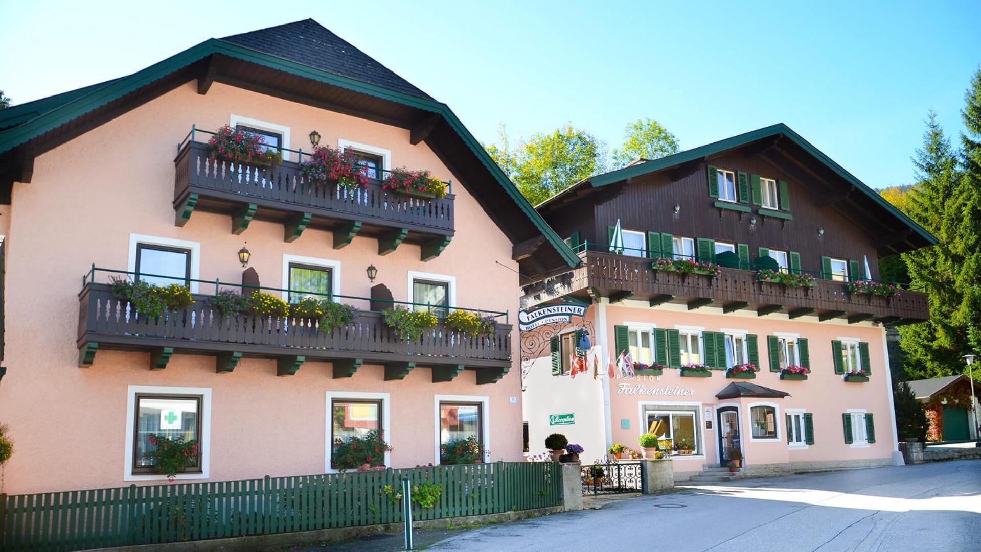 Hotel-Pension Falkensteiner Sankt Gilgen Bagian luar foto