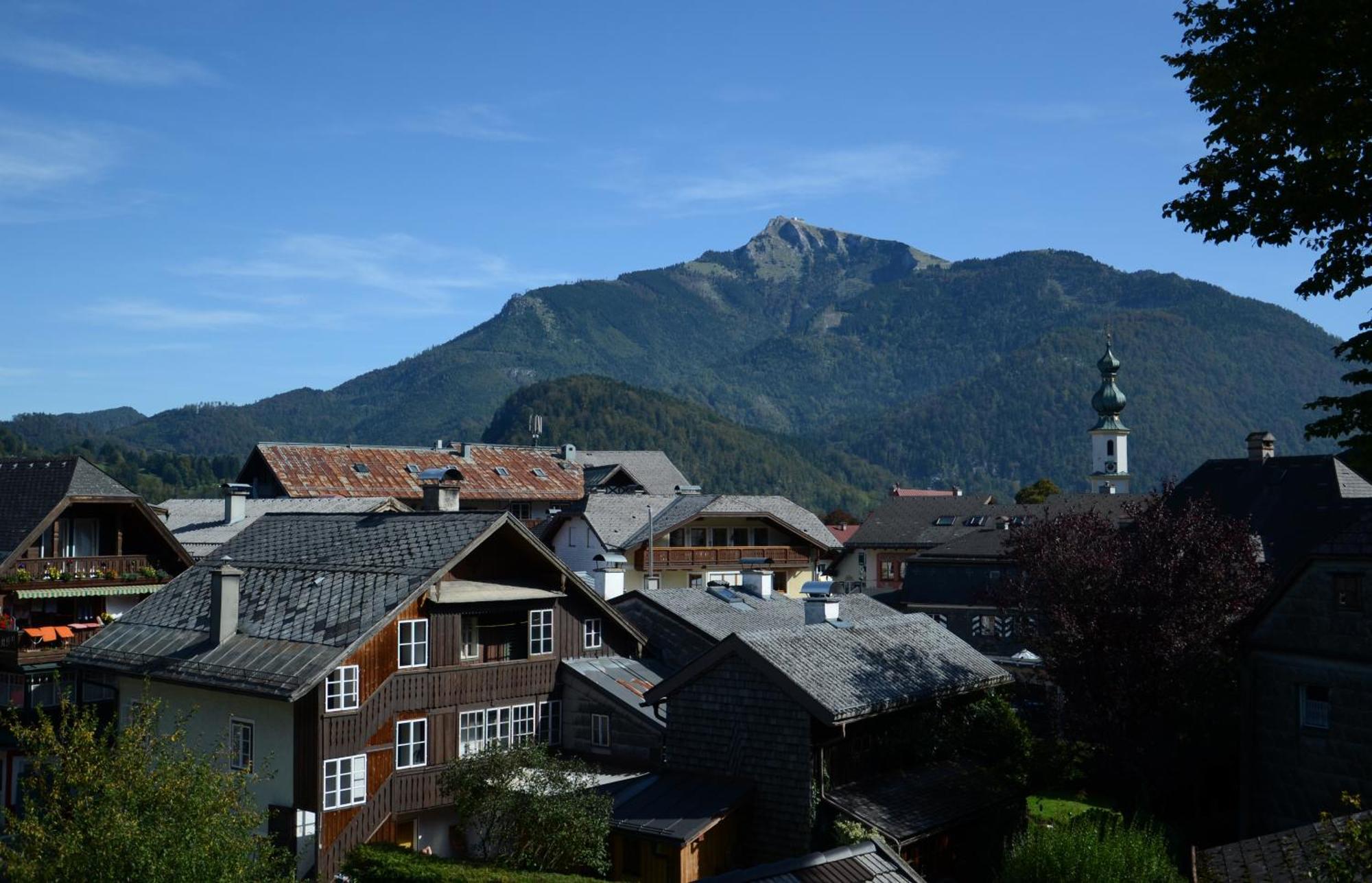 Hotel-Pension Falkensteiner Sankt Gilgen Bagian luar foto