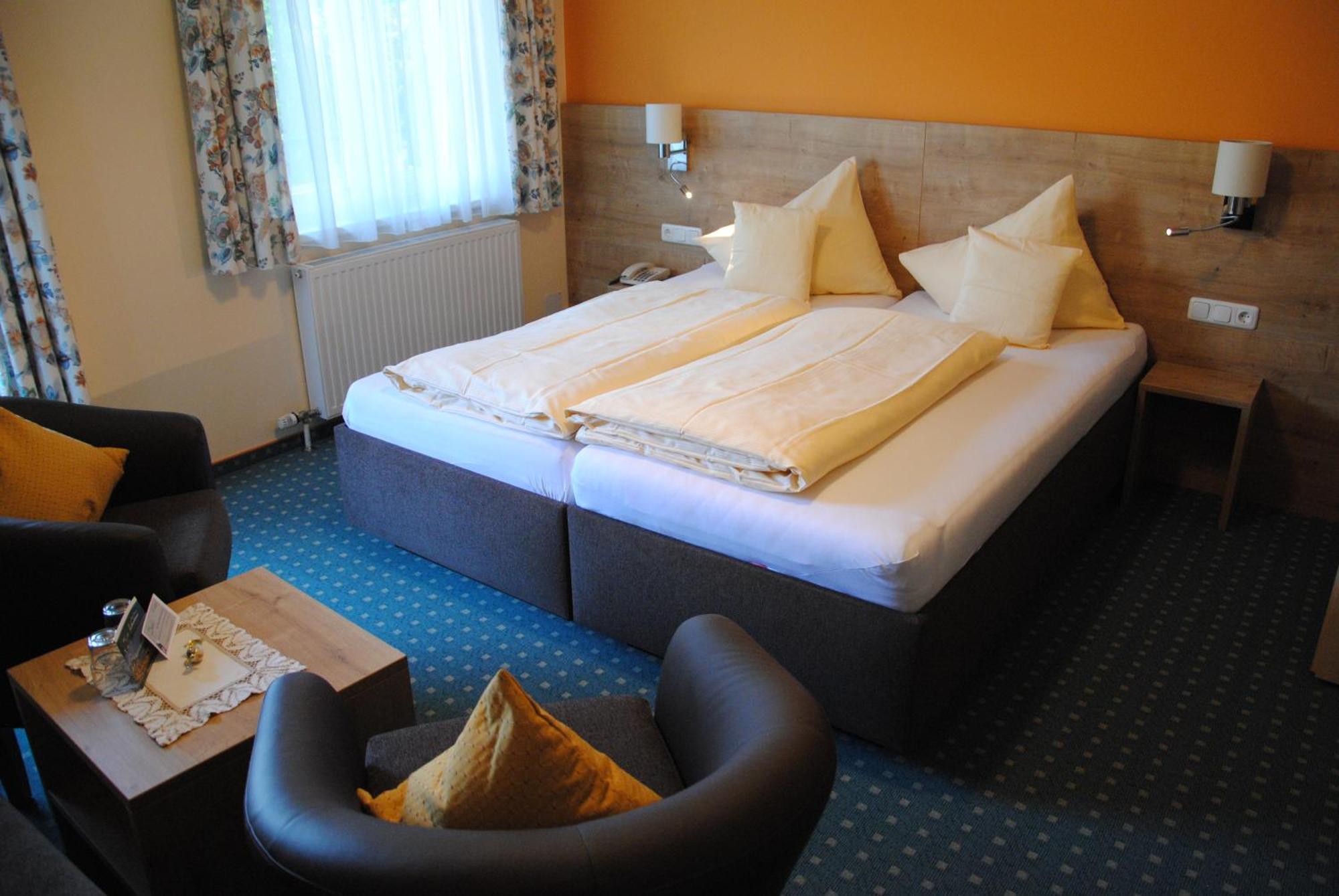 Hotel-Pension Falkensteiner Sankt Gilgen Bagian luar foto